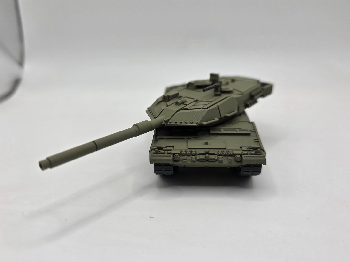 HO Scale 1:87 Leopard 2A6 3D Printed and Hand Painted- NATO Green