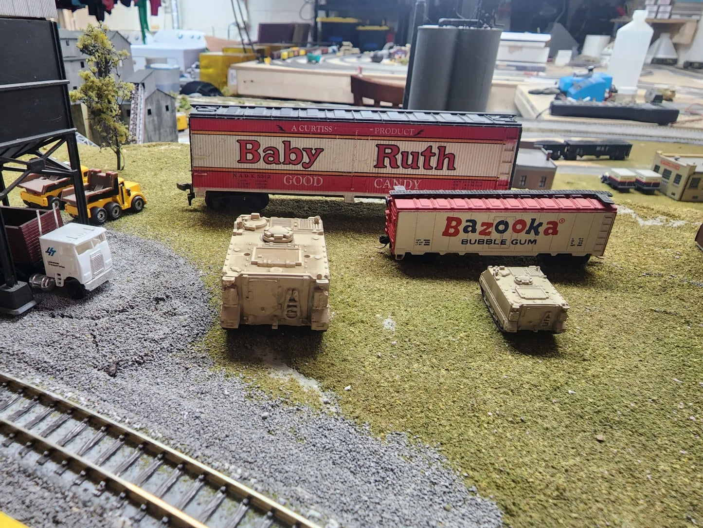 HO Scale 1:87 M113 - US Army Desert Camo