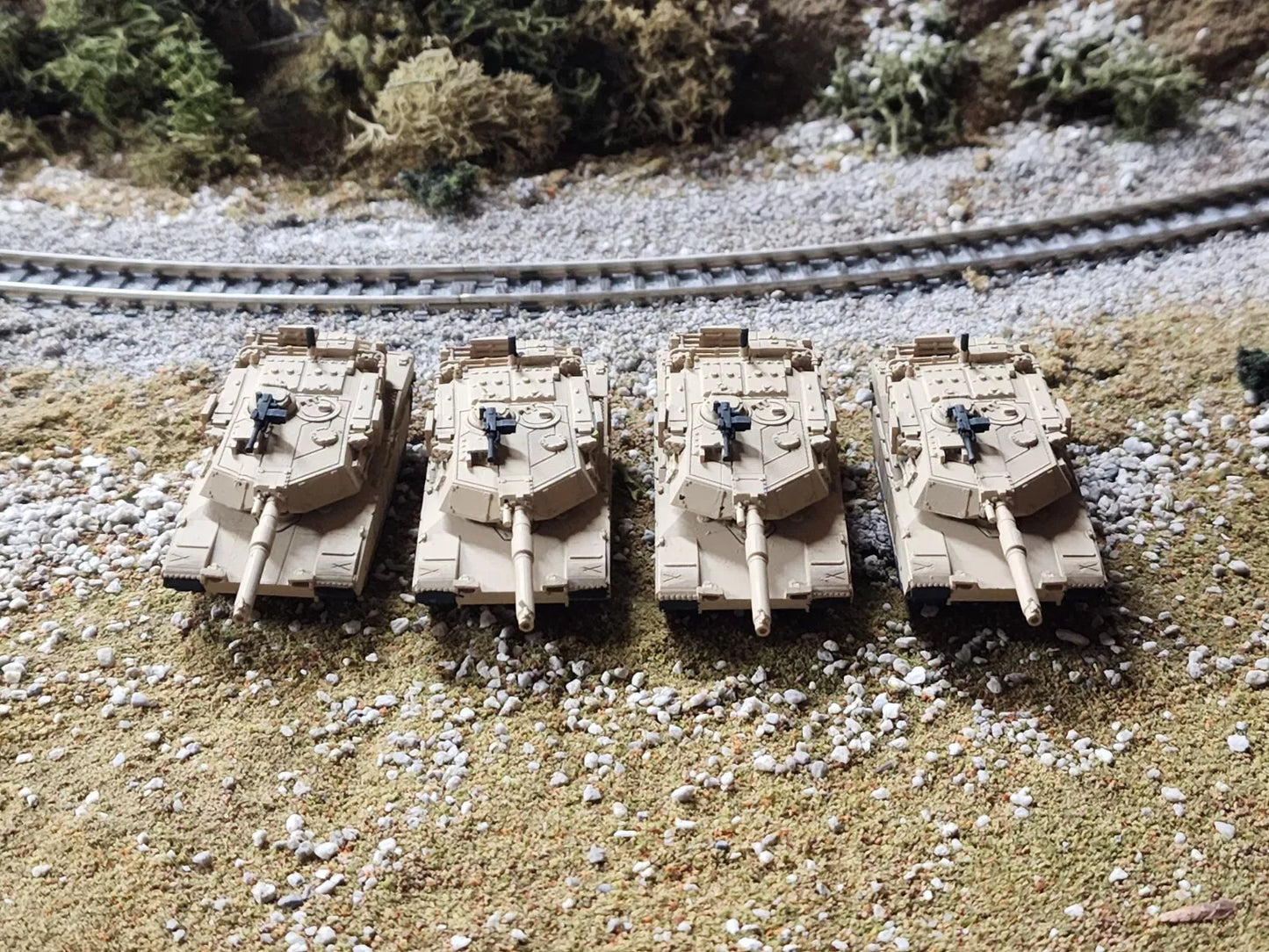 4 Pack N Scale 1:160 M1A1 Abrams MBT- US Army Desert Camo