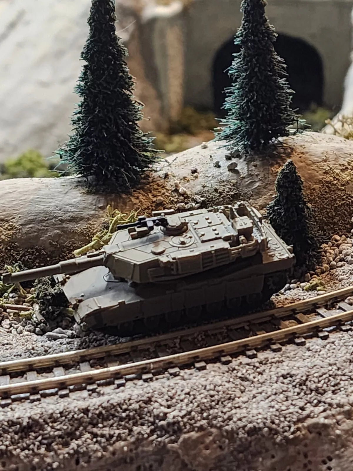 N Scale 1:160 M1A1 Abrams MBT US Army - OD Green