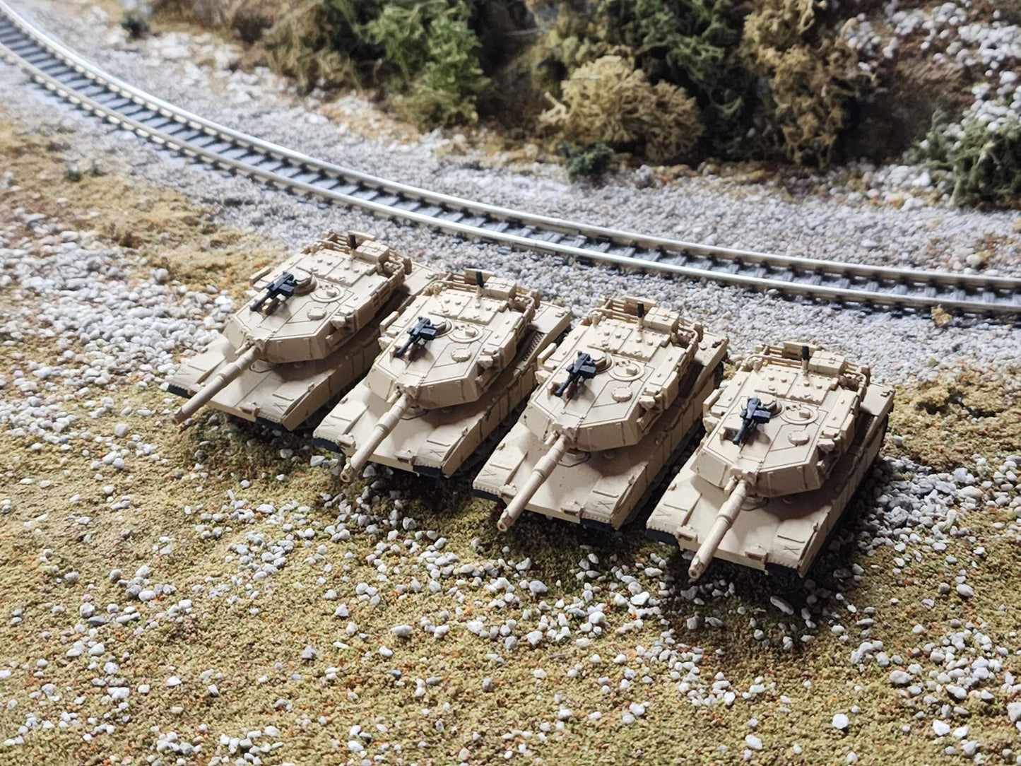 4 Pack N Scale 1:160 M1A1 Abrams MBT- US Army Desert Camo