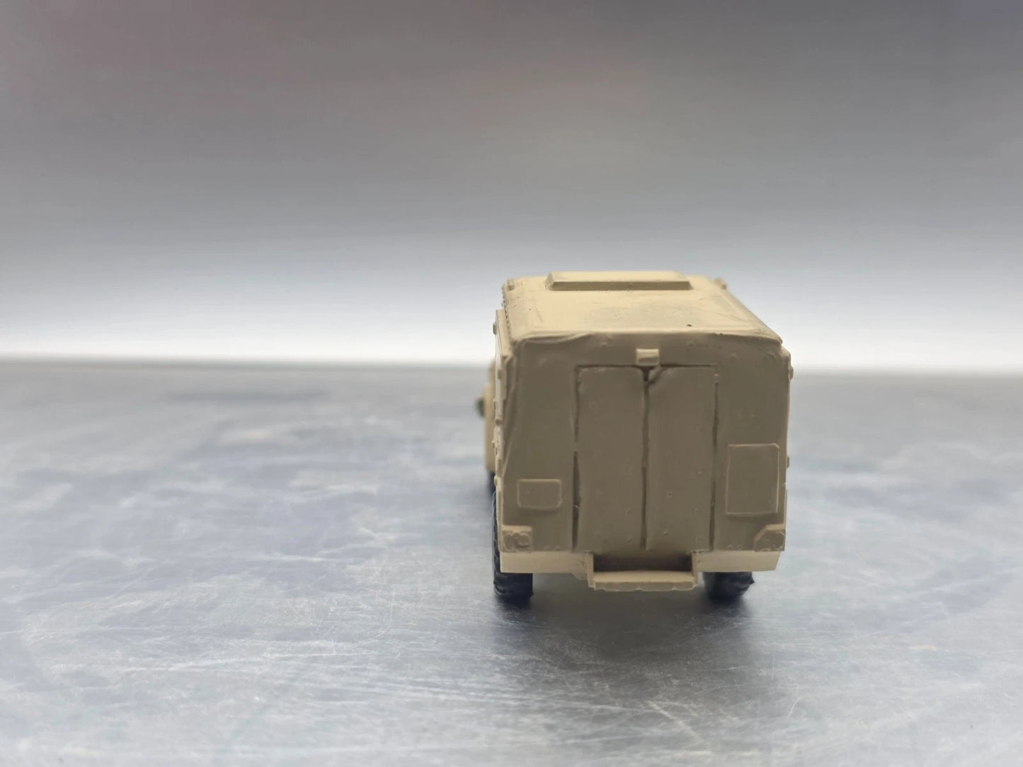 HO Scale 1:87 JLTV Ambulance Desert Camo US Army