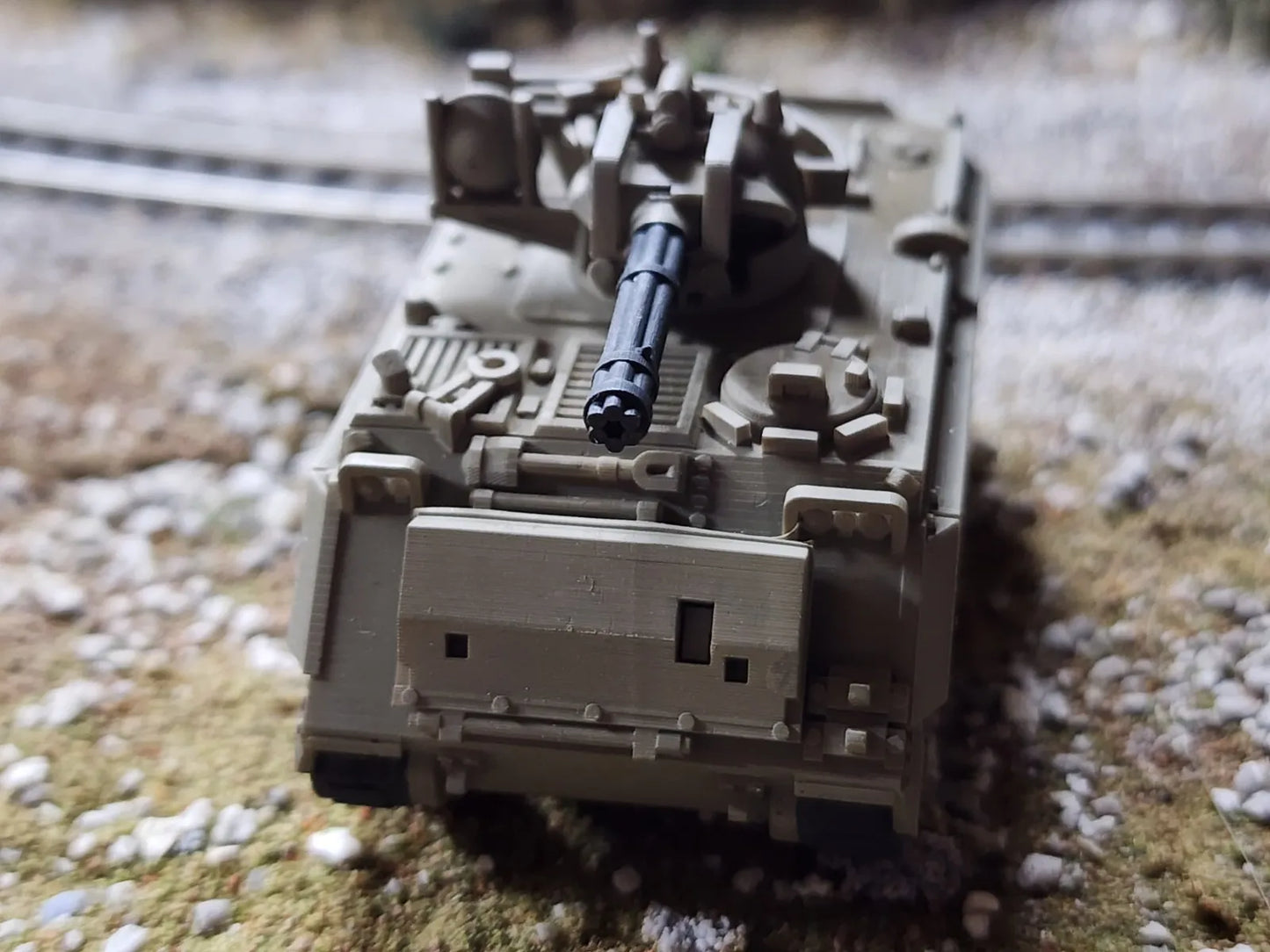 HO Scale 1:87 M163 Vulcan Air Defense System (VADS) - US Army OD Green