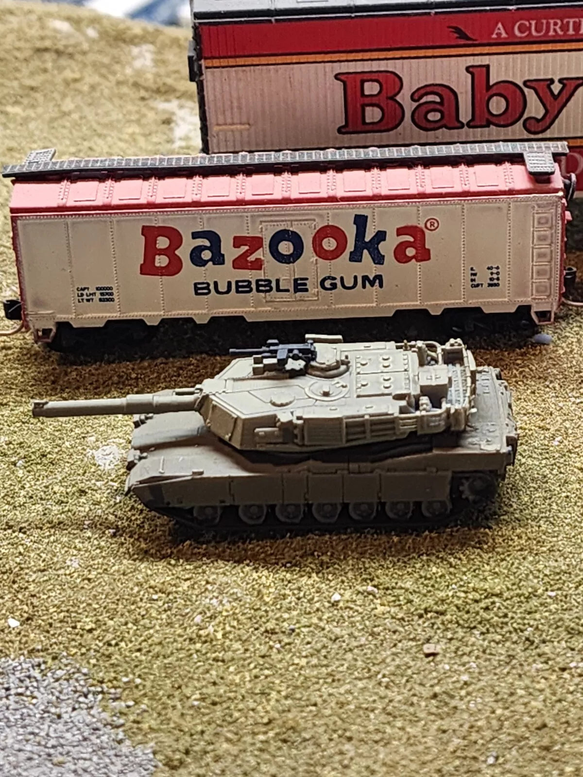 N Scale 1:160 M1A1 Abrams MBT US Army - OD Green