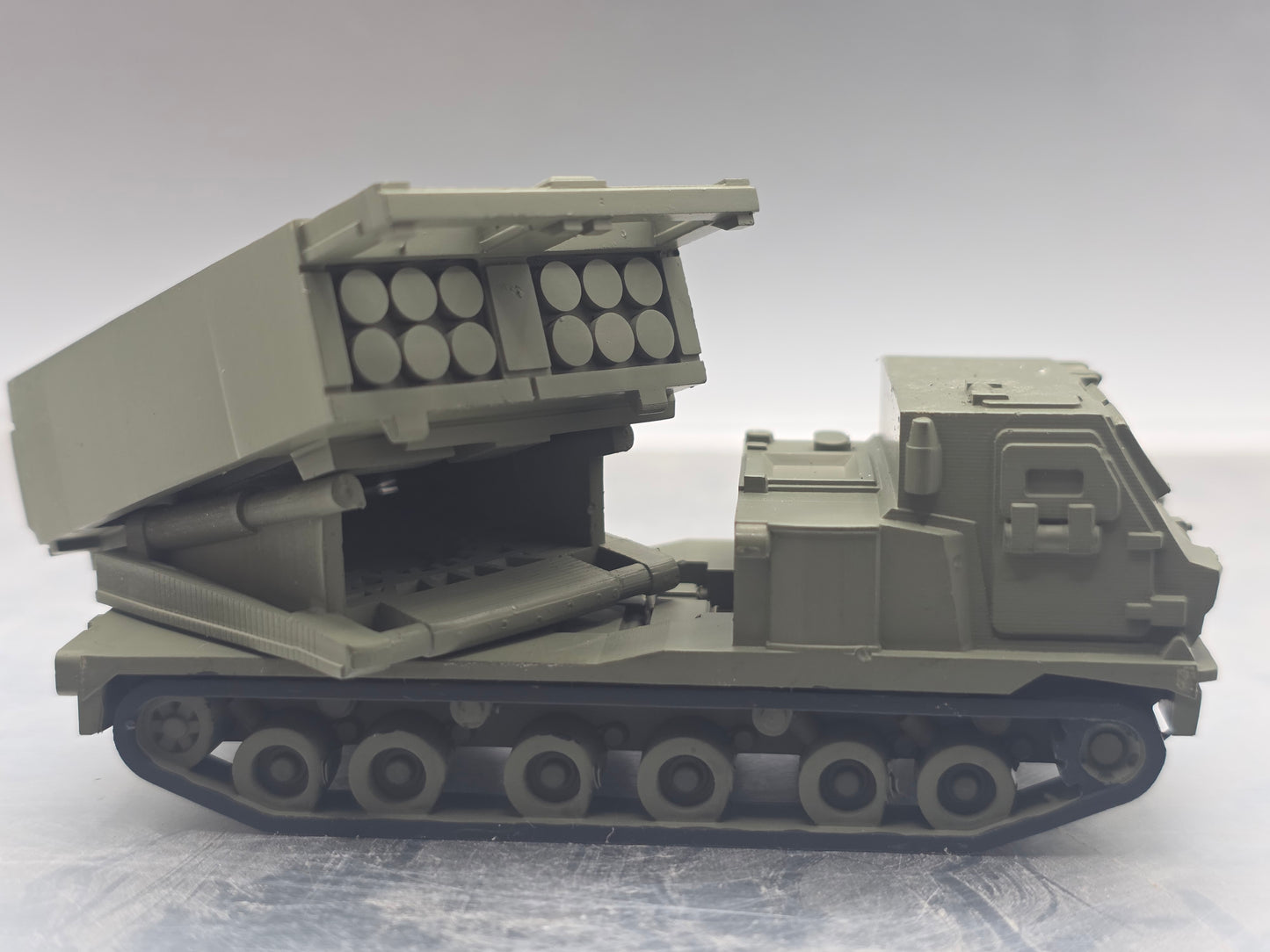 HO Scale 1:87 M270 MLRS - US Army OD Green