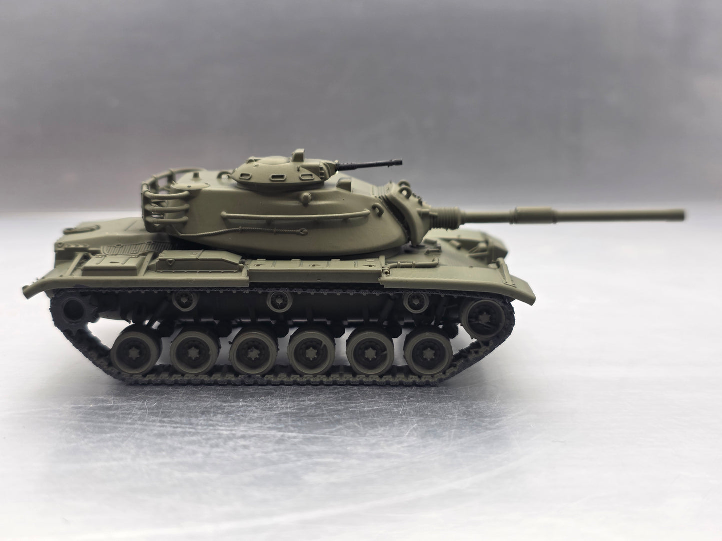 HO Scale 1:87 M60 Patton Tank - US Army OD Green