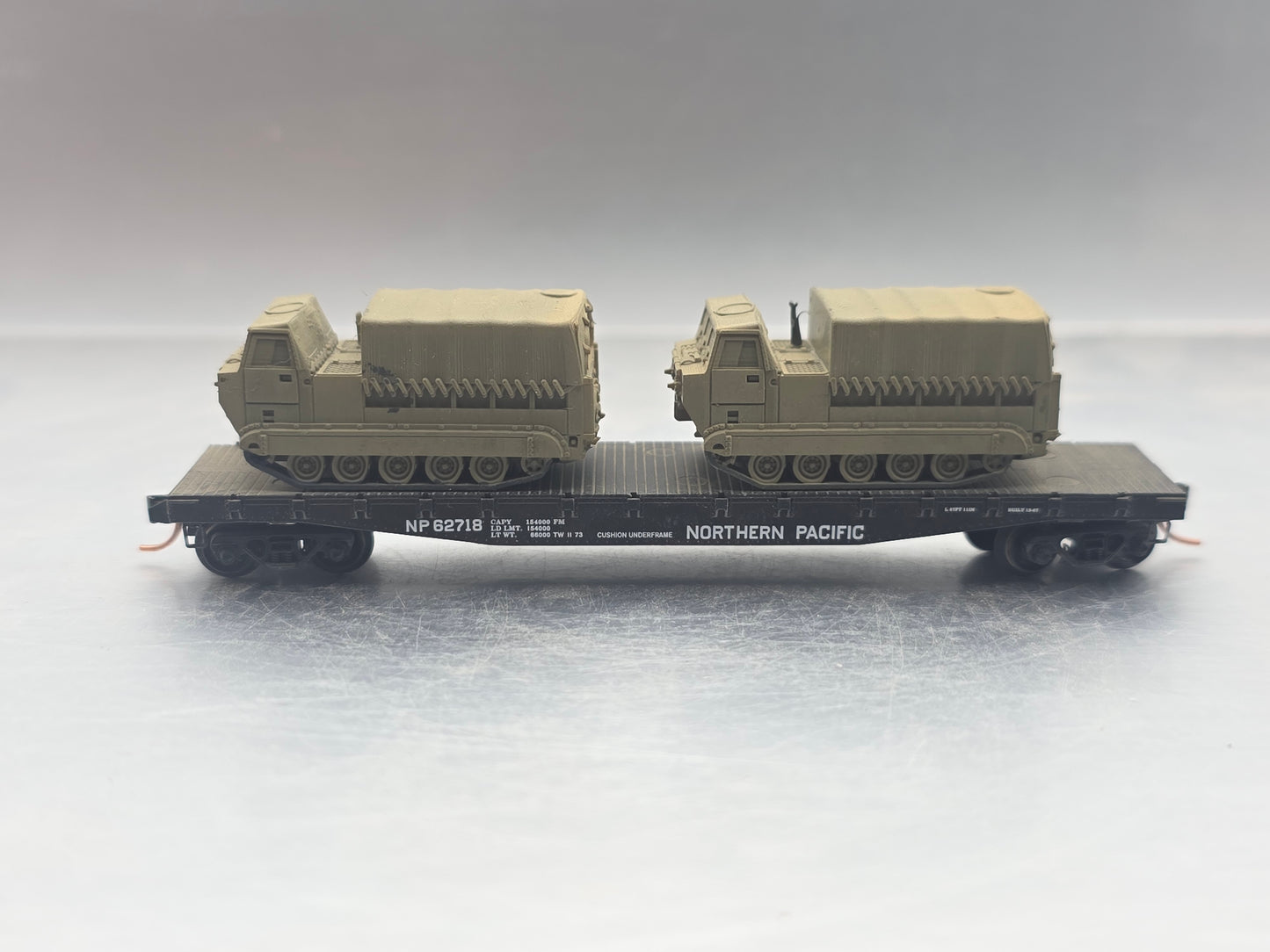 N Scale 1:160 M548 Tracked Cargo Carrier Covered OD Green US Army