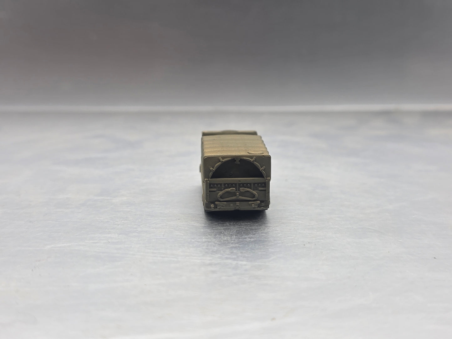 N Scale 1:160 M548 Tracked Cargo Carrier Covered OD Green US Army