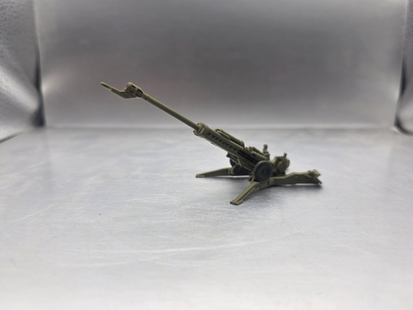HO Scale 1:87 M777 155MM Howitzer Firing Position OD Green US Army
