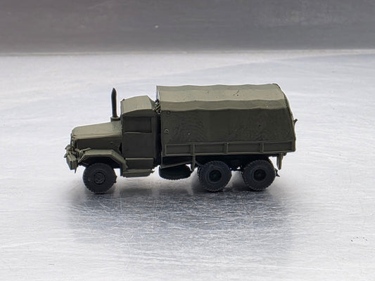 N Scale 1:87 M35 2½-ton 6×6 cargo truck Closed Bed OD Green "Deuce and a Half"