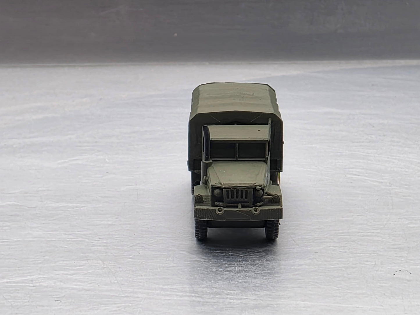 N Scale 1:87 M35 2½-ton 6×6 cargo truck Closed Bed OD Green "Deuce and a Half"
