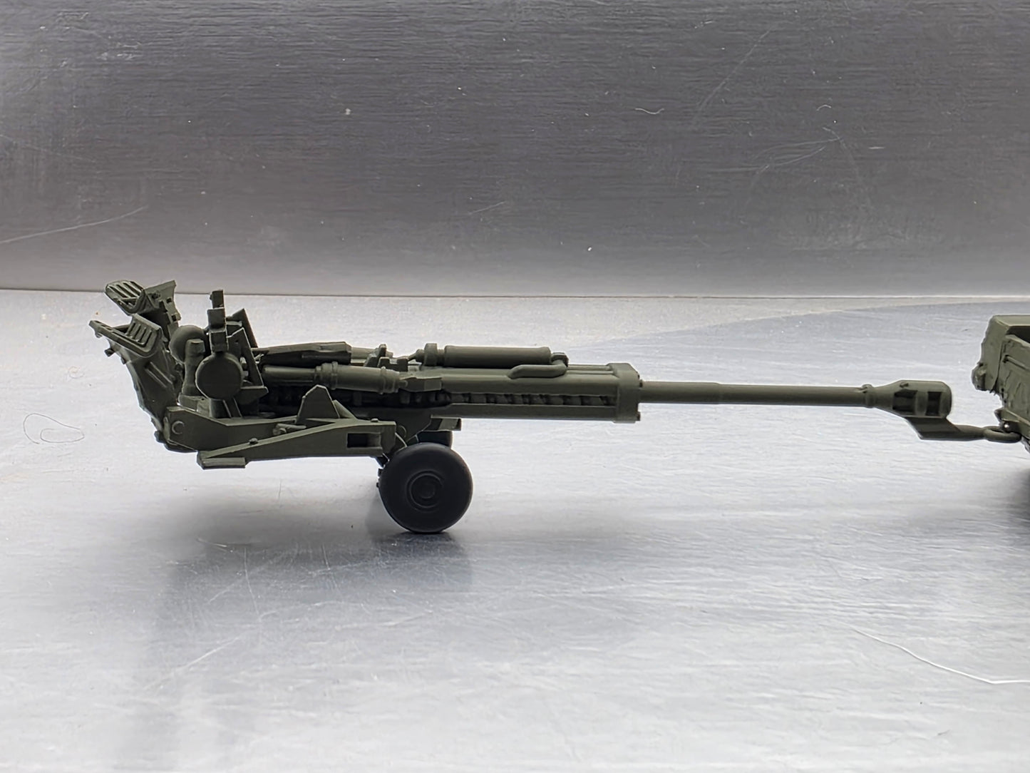 HO Scale 1:87 M777 155MM Howitzer Towed Position OD Green US Army