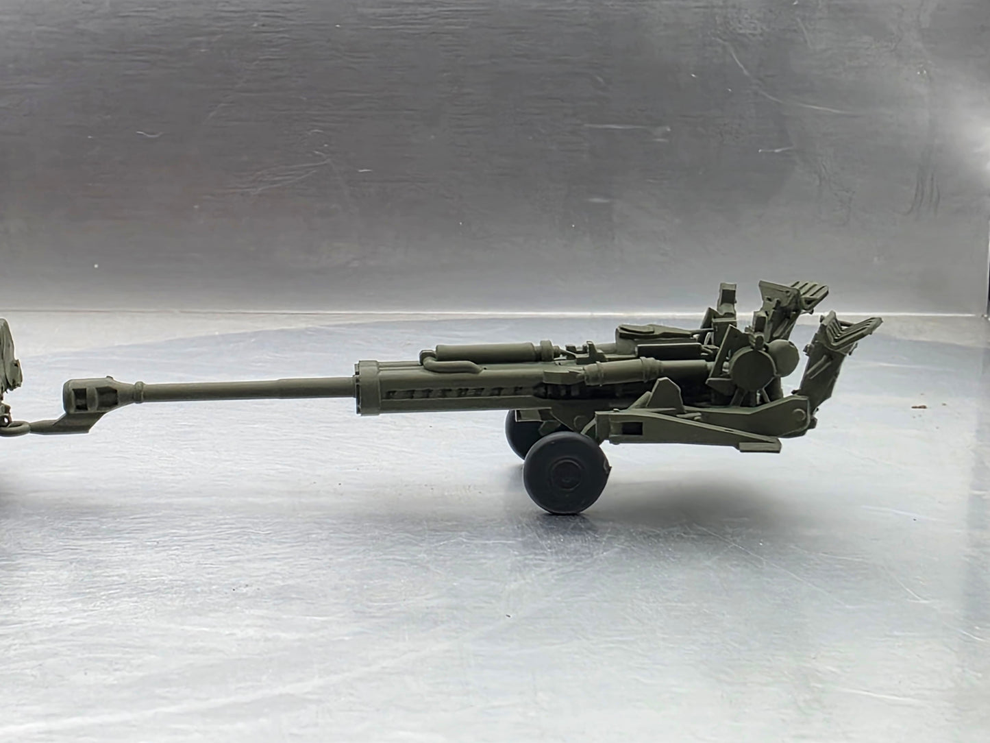 HO Scale 1:87 M777 155MM Howitzer Towed Position OD Green US Army