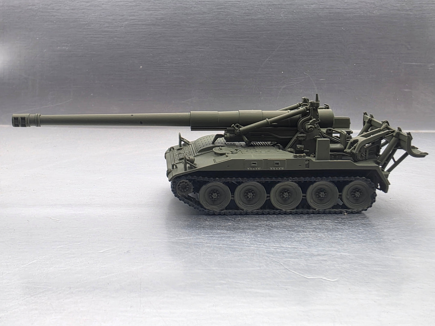 HO Scale 1:87 M110 howitzer - US Army OD Green