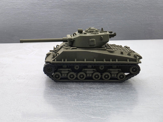 HO Scale 1:87 M4 Sherman M4A3E8 "Easy Eight"  Tank WWII - US Army OD Green