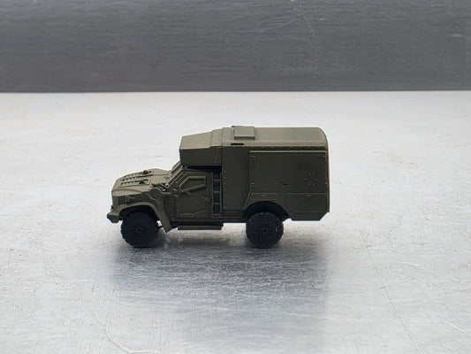 N Scale 1:160 Joint Light Tactical Vehicle (JLTV) Ambulance US Army OD Green