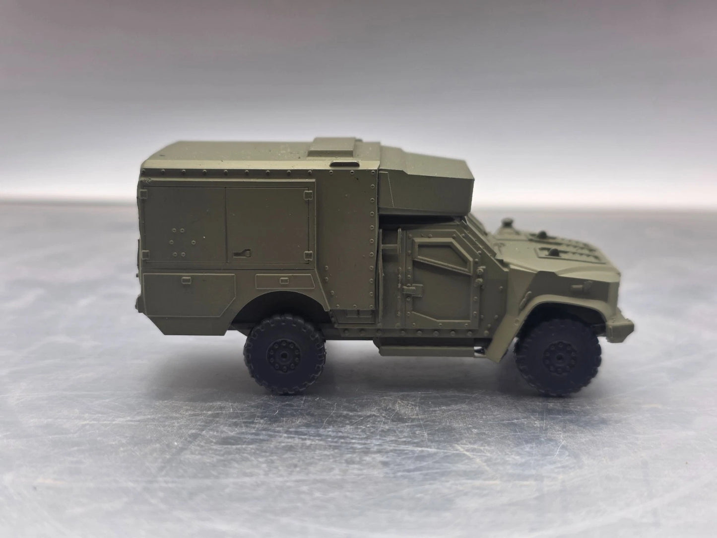 HO Scale 1:87 JLTV Ambulance OD Green US Army