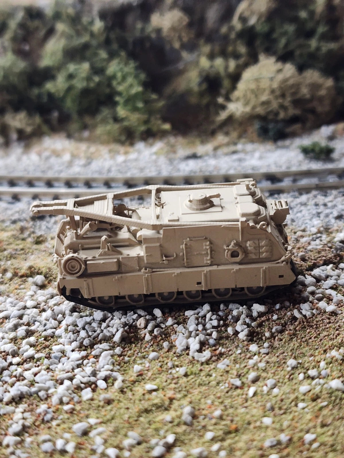 N Scale 1:160 M88 Recovery Vehicle US Army Desert Camo