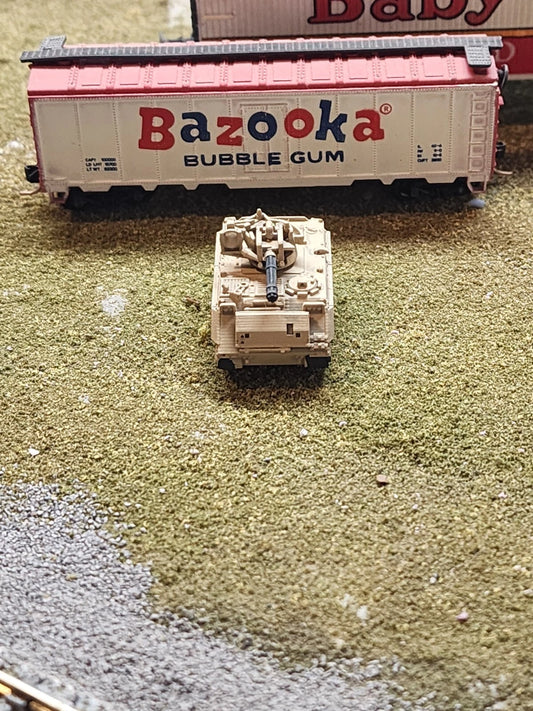 N Scale 1:160 M163 Vulcan Air Defense System (VADS) - US Army Desert Camo