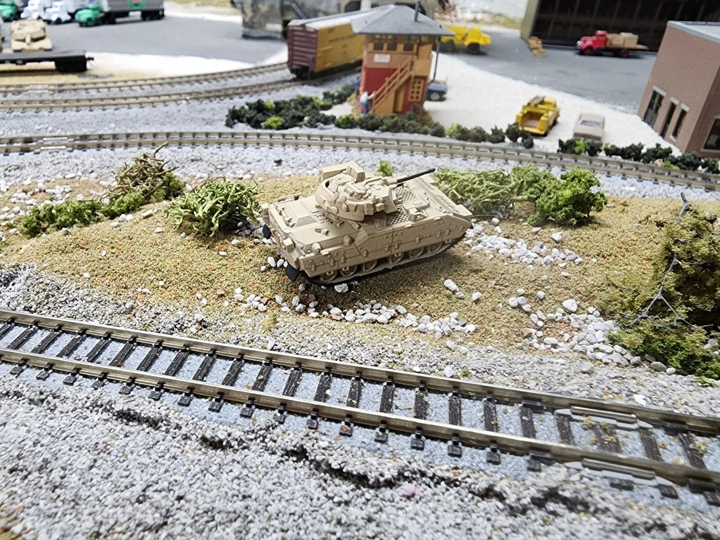4 Pack N Scale 1:160 M2 Bradley IFV 3D - US Army Desert Camo