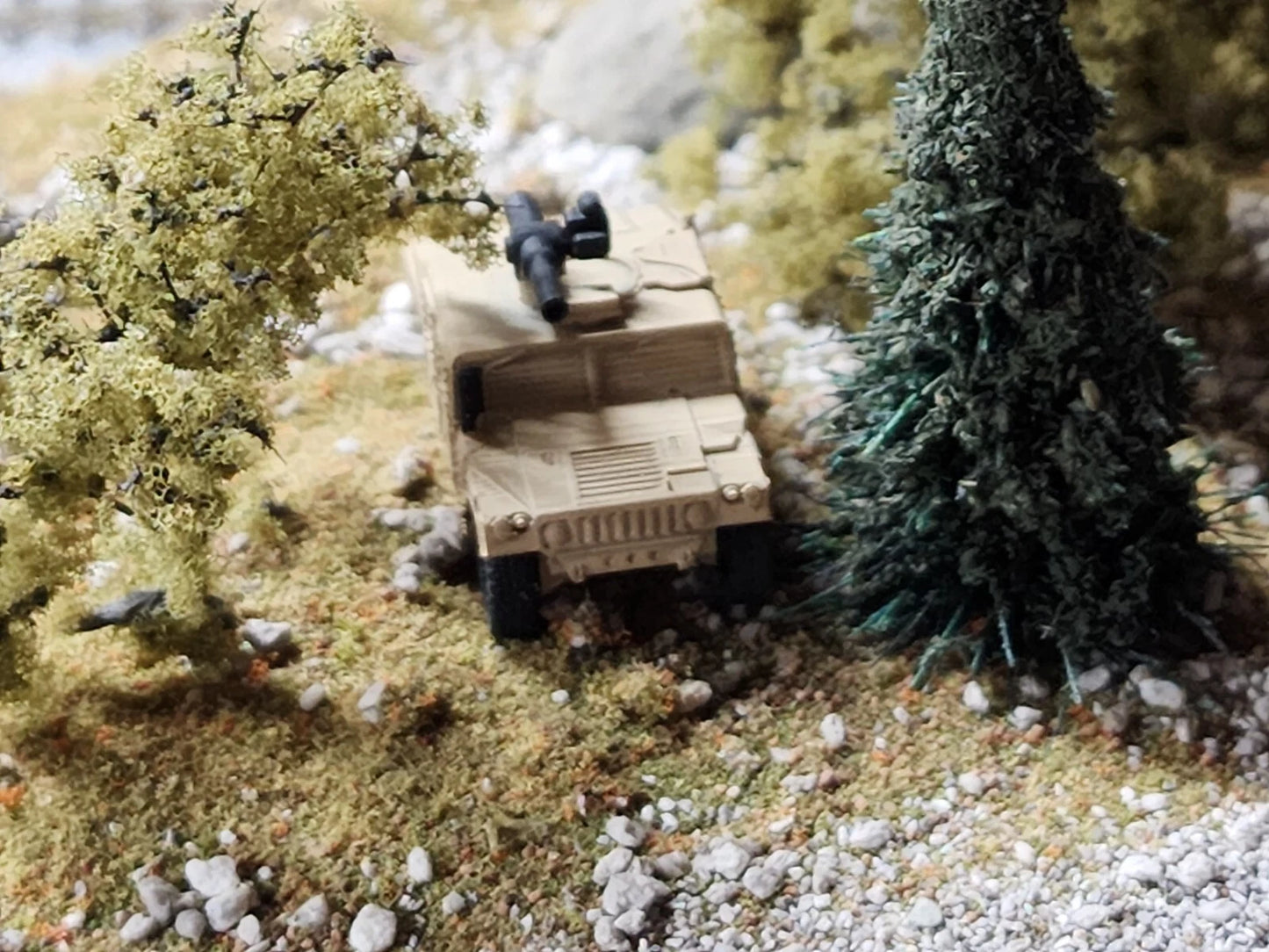 N Scale 1:160 HMMWV TOW Launcher- US Army Desert Camo