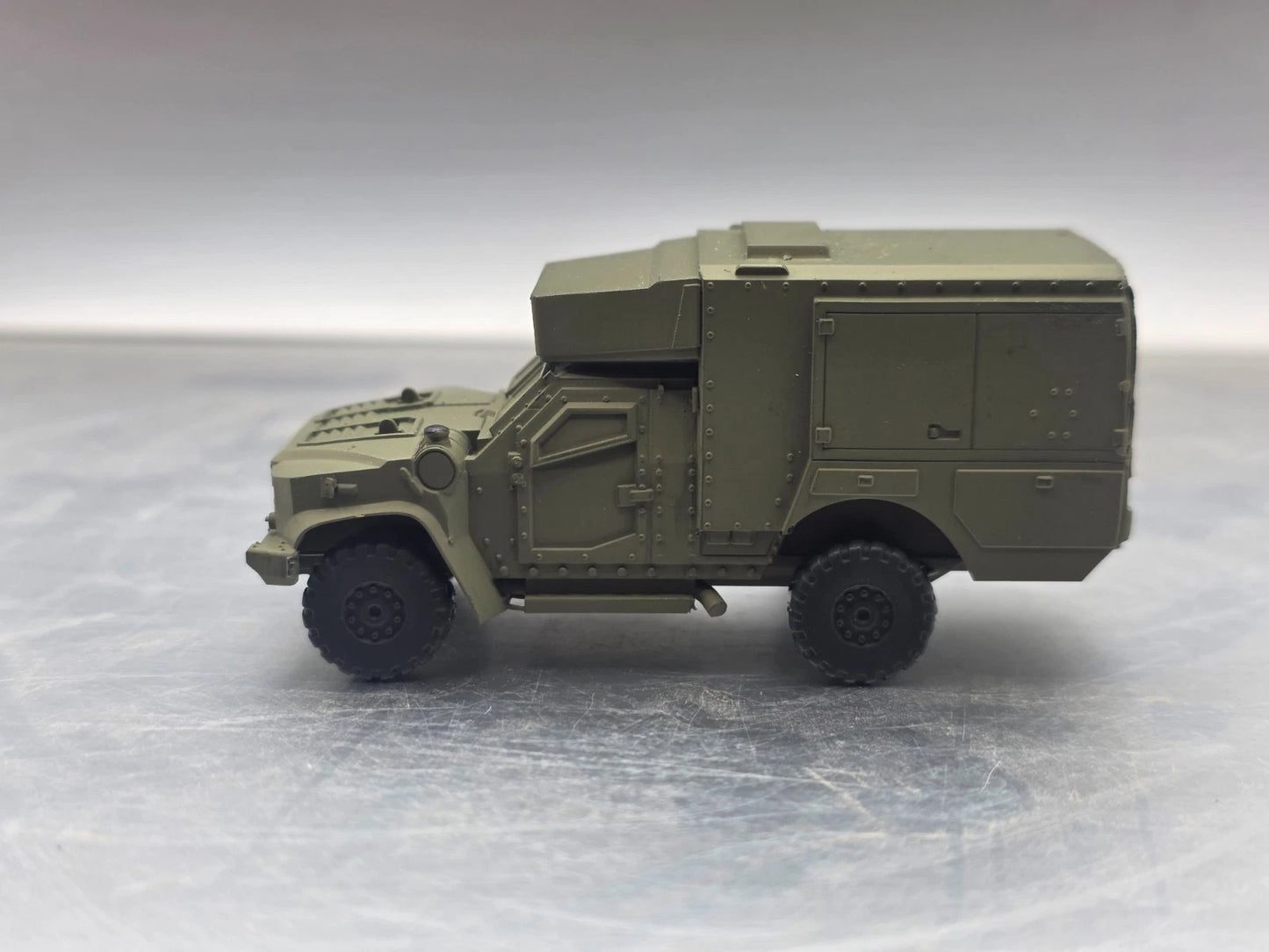 HO Scale 1:87 JLTV Ambulance OD Green US Army